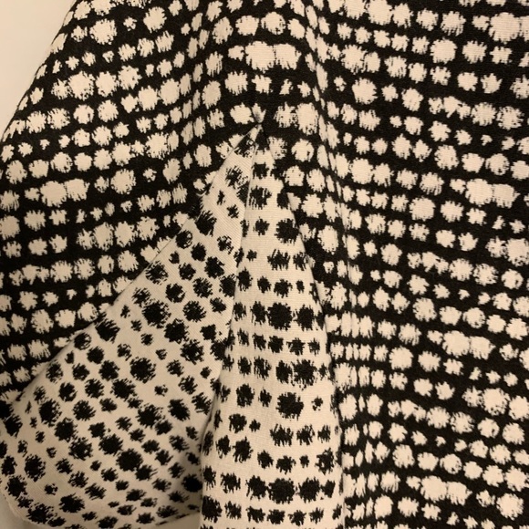 Banana Republic fit and flare size 6 - Picture 4 of 5